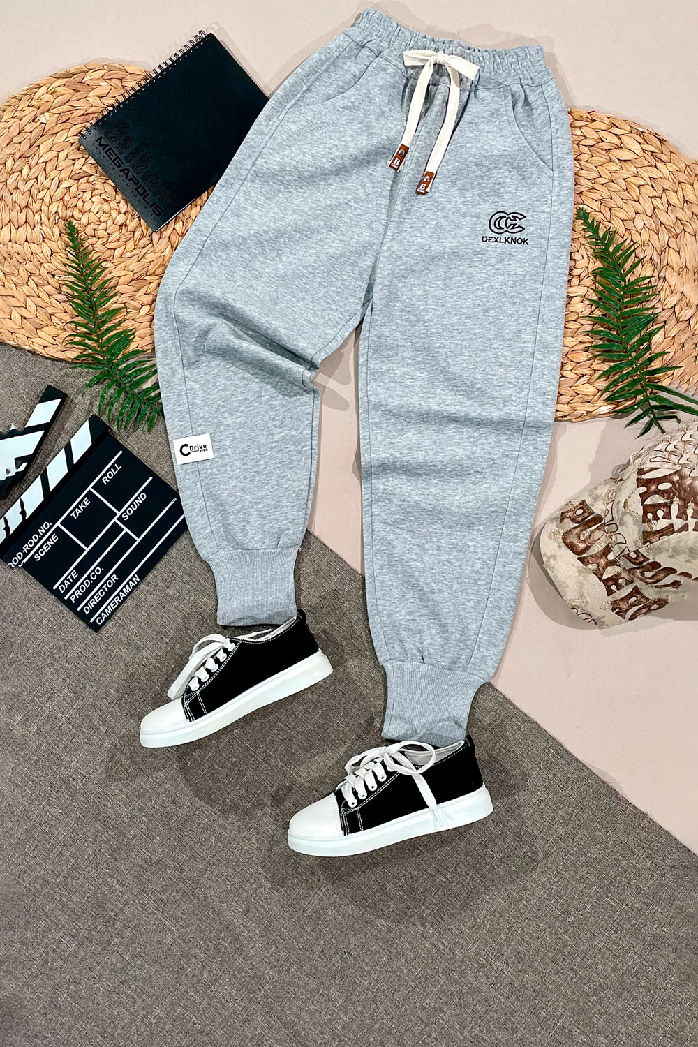 Брюки спортивные для девочек детская одежда оптом Томико