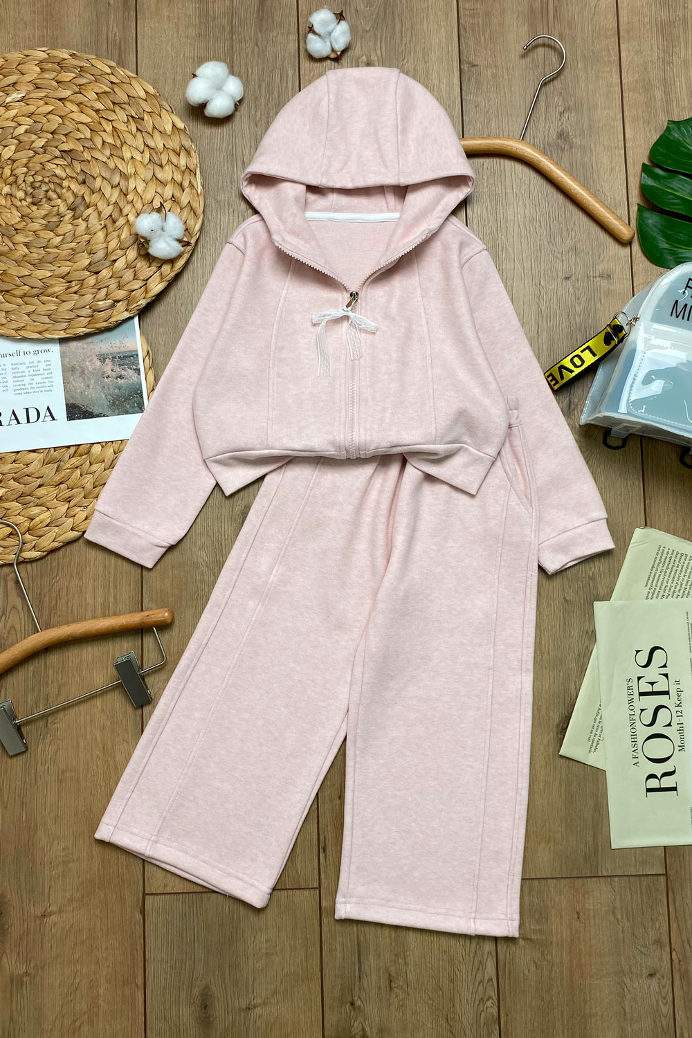 Костюм для девочек 2ОЧ детская одежда оптом Томико